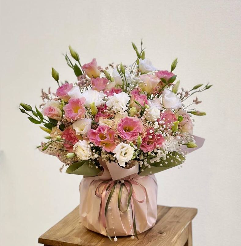 جار گل لیسیانتوس